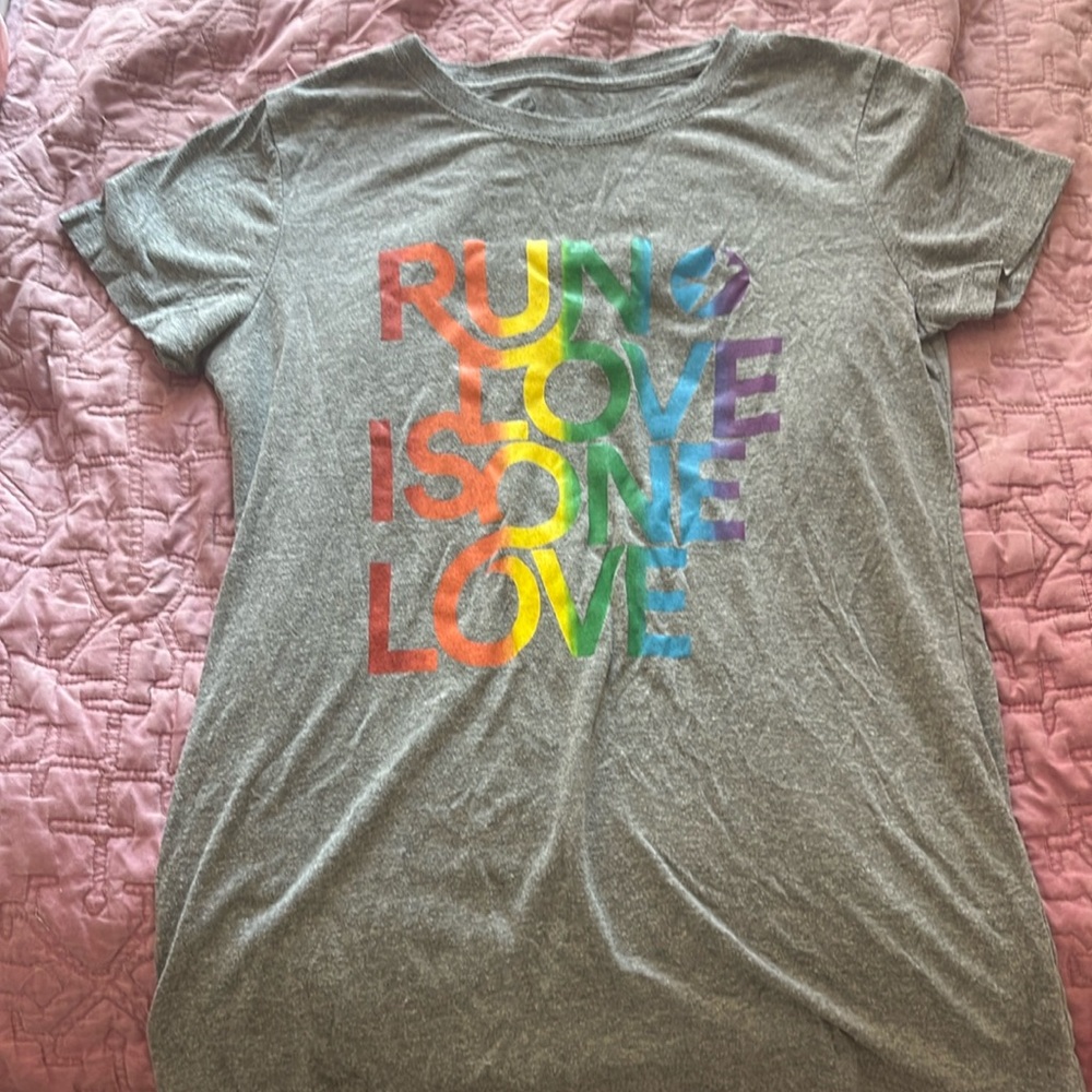 Oiselle Run Love Tshirt